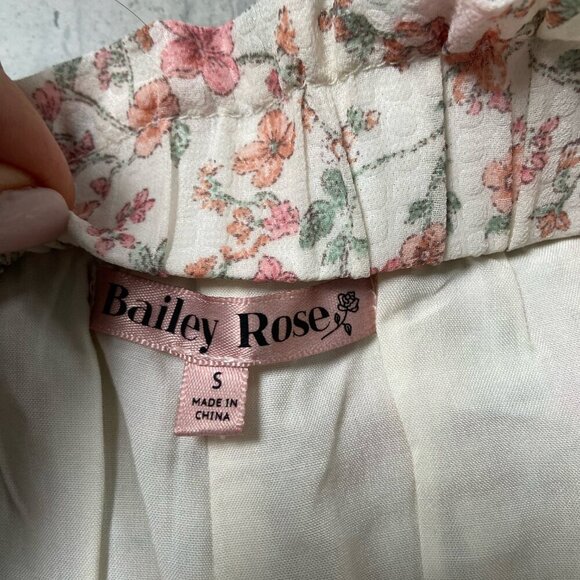Bailey Rose Floral Elastic Ruffle Waist High Rise Shorts with Liner Size Small - Picture 2 of 11